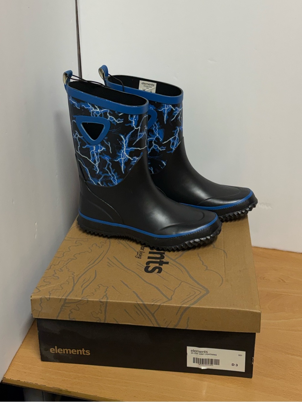 Element Boys' Black Rain Boots with Blue Lightning Accent NWT